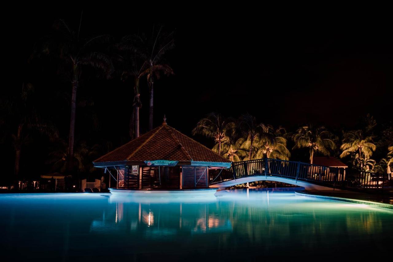 Au Beau Village Studio Avec Piscine Magnifique Sainte-Luce Ngoại thất bức ảnh