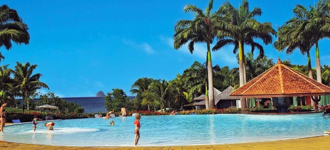 Au Beau Village Studio Avec Piscine Magnifique Sainte-Luce Ngoại thất bức ảnh