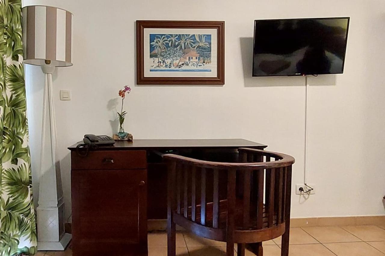 Au Beau Village Studio Avec Piscine Magnifique Sainte-Luce Ngoại thất bức ảnh